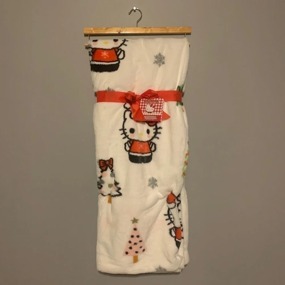 NWT. HELLO KITTY Christmas Trees Holiday Blanket